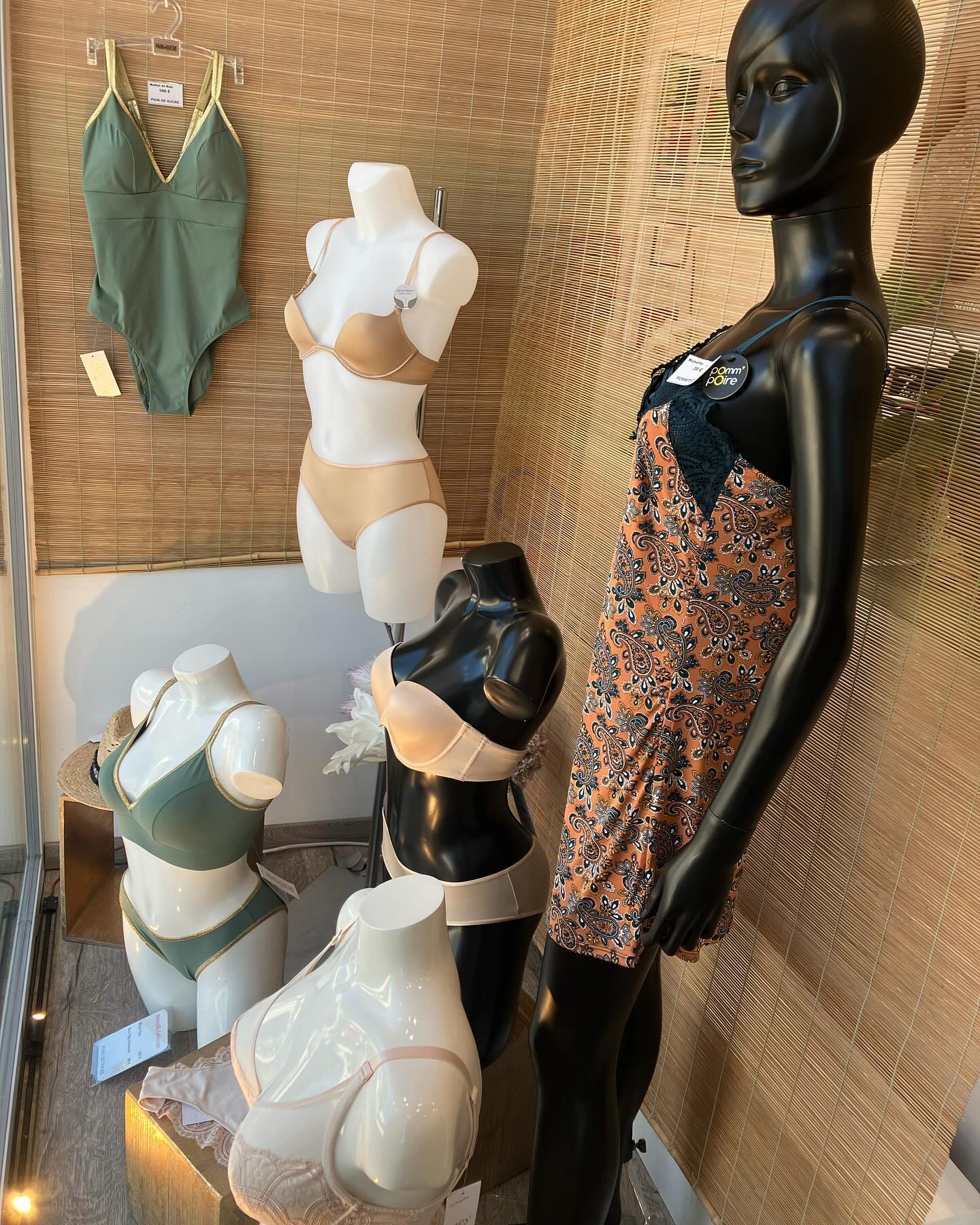 Papillon Lingerie |